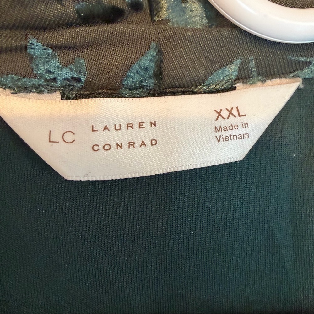 LC Lauren Conrad Olive Floral Bodysuit - Picture 7 of 8